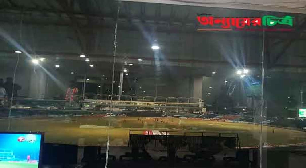 বাংলাদেশ–আয়ারল্যান্ড ২য় টি–টোয়েন্টি: ২ ওভারে ২৭ রান তুলল আয়ারল্যান্ড, ফ্লাডলাইড–বিভ্রাটে খেলা বন্ধ